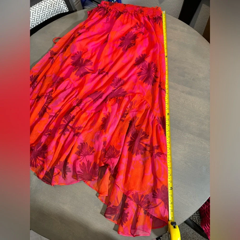 Red Pleated Tie Front Maxi Sundress - Picture 12 of 13